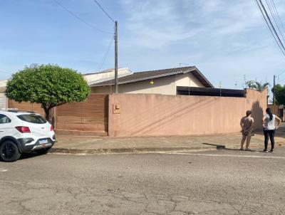 Casa para Venda, em Londrina, bairro S�o Louren�o, 2 dormit�rios, 1 banheiro, 2 vagas